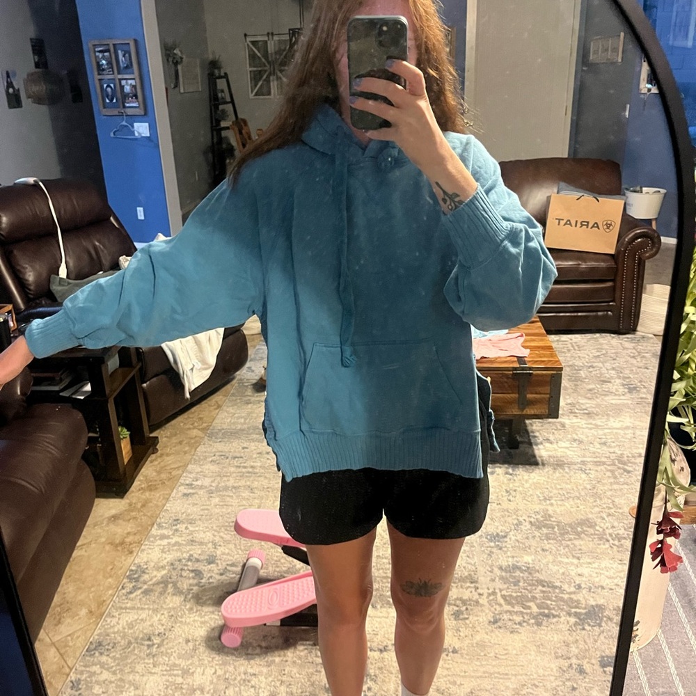 American Eagle Outfitters Light Blue Sweatshirt
